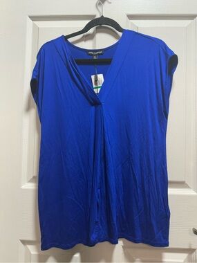 Cable & Gauge Royal Blue V-Neck Cap Sleeve Top size L